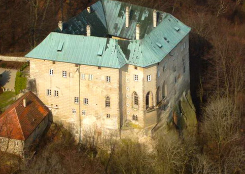 Main houska